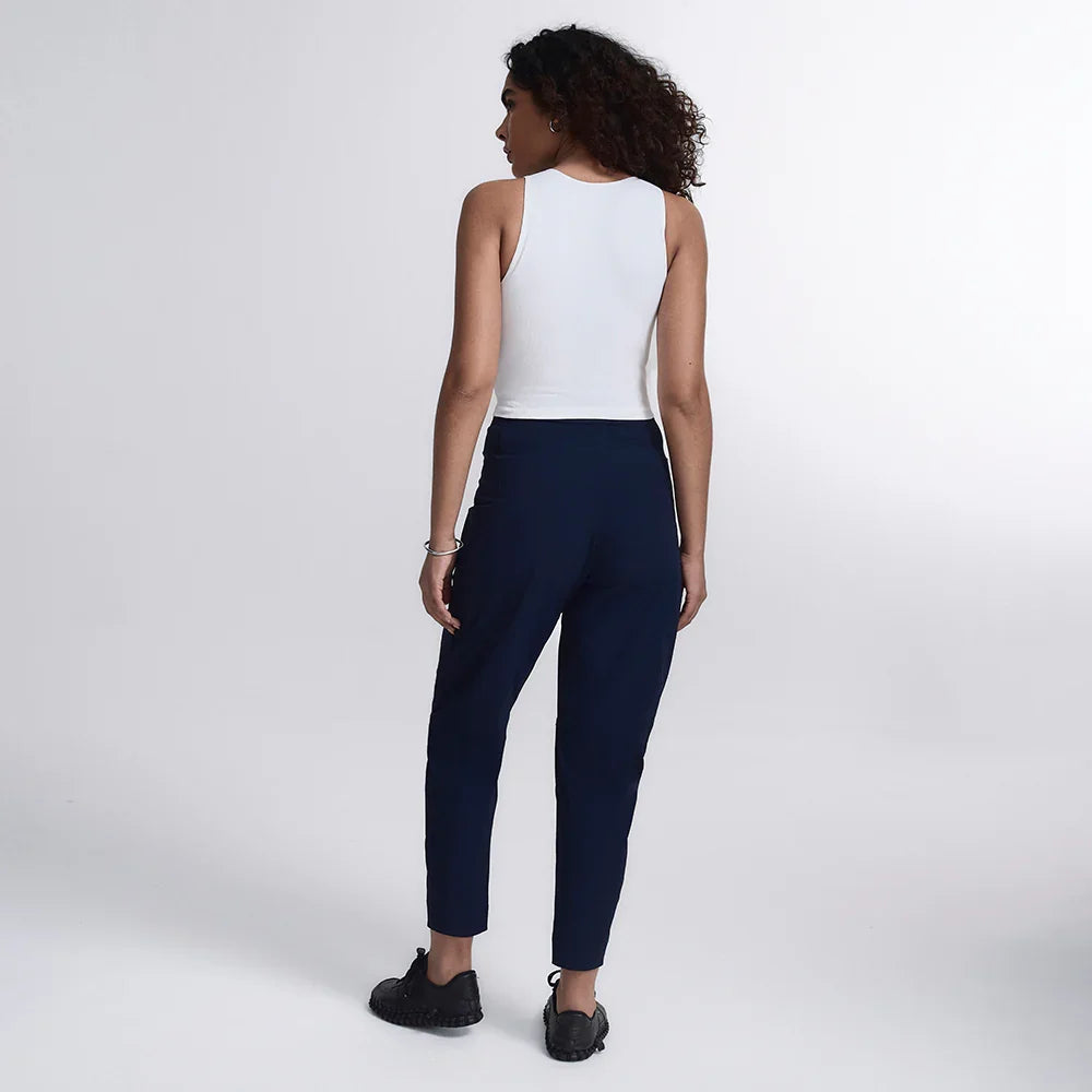 Regata Cropped In-Form Seamless